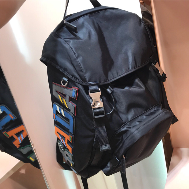【プラダ PRADA】 リュックサック